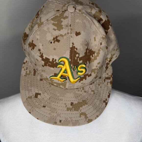 Men New Era 59FIFTY Oakland Athletics Desert Camo Memorial Day Fitted Hat Blokecore
